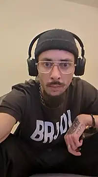 Snapshot of casualtimepassenger chatting on February 24, 2025, 7:30 pm casualtimepassenger online show from February 24, 2025, 7:30 pm