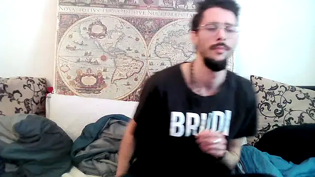 Snapshot of casualtimepassenger chatting on February 26, 2025, 12:47 pm casualtimepassenger online show from February 26, 2025, 12:47 pm