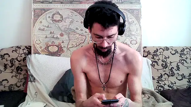 Snapshot of casualtimepassenger chatting on March 1, 2025, 10:02 am casualtimepassenger online show from March 1, 2025, 10:02 am