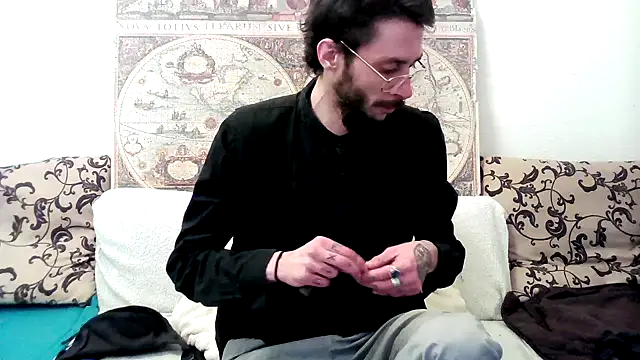 Snapshot of casualtimepassenger chatting on March 17, 2025, 9:45 pm casualtimepassenger online show from March 17, 2025, 9:45 pm