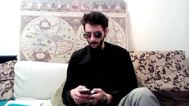 Snapshot of casualtimepassenger chatting on March 19, 2025, 5:50 pm casualtimepassenger online show from March 19, 2025, 5:50 pm