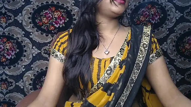 Snapshot of Wish_Queen chatting on February 20, 2026, 7:03 pm Wish Queen online show from February 20, 2026, 7:03 pm