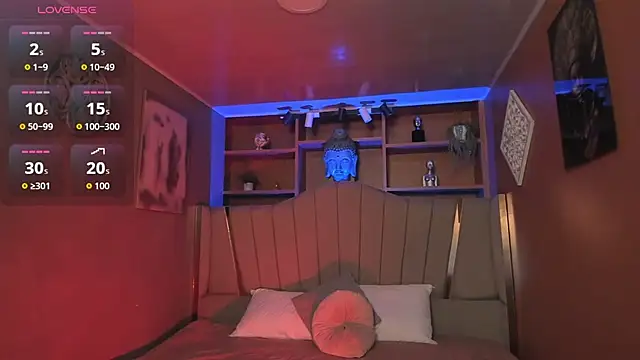 Lucy Williiams online show from October 13, 2025, 11:21 am