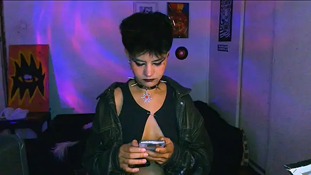 Snapshot of alex_one888 chatting on October 9, 2025, 12:52 am alex one888 online show from October 9, 2025, 12:52 am
