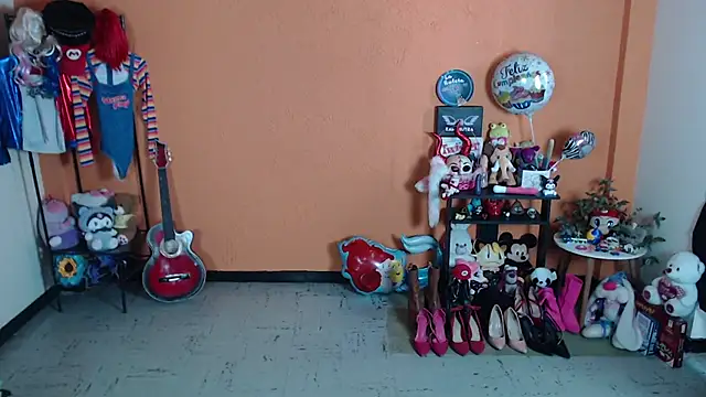 Snapshot of MissMiia2 chatting on December 29, 2024, 4:19 pm MissMiia2 online show from December 29, 2024, 4:19 pm