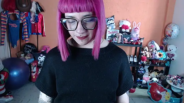 MissMiia2 online show from January 5, 2026, 5:27 pm