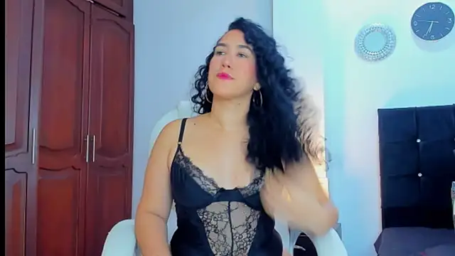 kathyajhonss online show from February 9, 2025, 11:36 pm