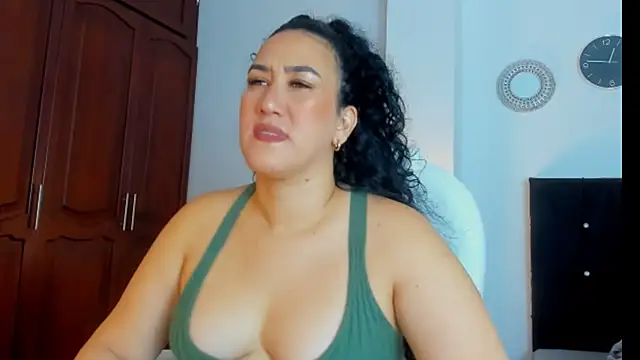 kathyajhonss online show from September 12, 2025, 10:54 pm