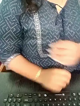 Snapshot of your-sameera chatting on January 17, 2026, 6:29 am your-sameera online show from January 17, 2026, 6:29 am