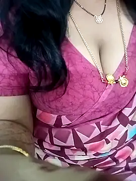 Snapshot of your-sameera chatting on March 16, 2026, 5:44 am your-sameera online show from March 16, 2026, 5:44 am