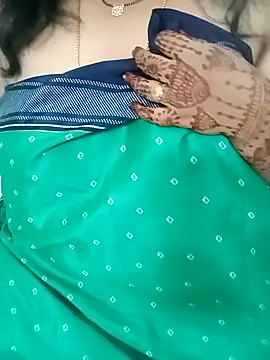Snapshot of your-sameera chatting on March 17, 2026, 5:55 am your-sameera online show from March 17, 2026, 5:55 am