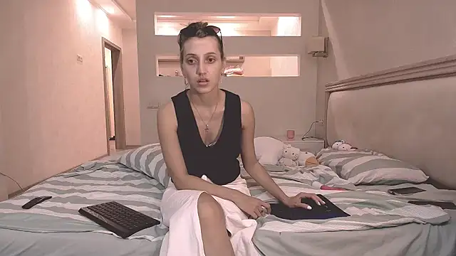 Iren online show from September 9, 2025, 1:38 am