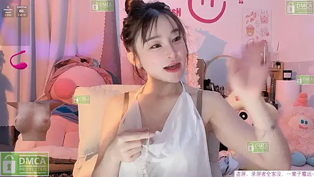 Snapshot of Carly_1 chatting on September 21, 2025, 2:08 pm Carly 1 online show from September 21, 2025, 2:08 pm