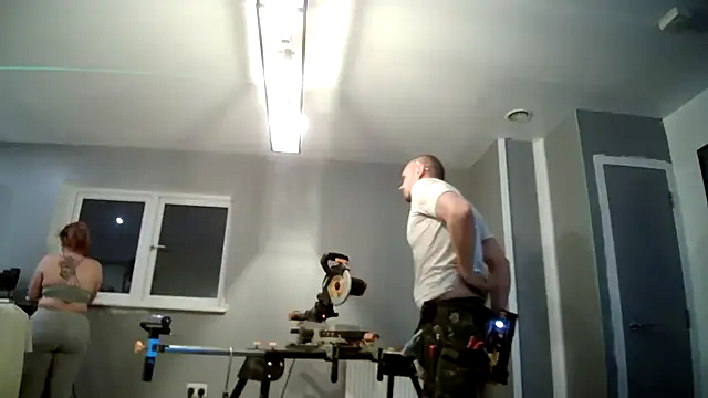 Snapshot of DynamicDuo_oxo chatting on December 7, 2024, 4:36 pm DynamicDuo oxo online show from December 7, 2024, 4:36 pm