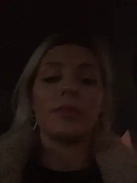 Snapshot of Diamond_Bunny_ chatting on December 16, 2024, 1:11 pm Diamond Bunny  online show from December 16, 2024, 1:11 pm