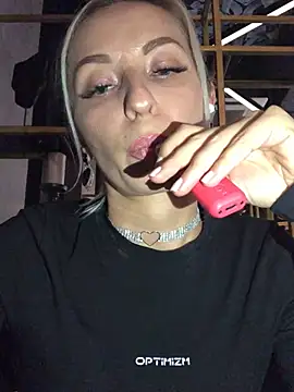 Snapshot of Diamond_Bunny_ chatting on December 24, 2024, 6:17 pm Diamond Bunny  online show from December 24, 2024, 6:17 pm