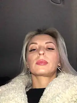 Snapshot of Diamond_Bunny_ chatting on January 13, 2025, 3:04 pm Diamond Bunny  online show from January 13, 2025, 3:04 pm