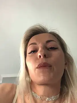 Snapshot of Diamond_Bunny_ chatting on March 2, 2025, 1:49 pm Diamond Bunny  online show from March 2, 2025, 1:49 pm