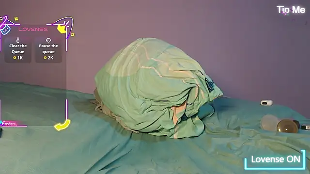 Dante Bear  online show from November 3, 2025, 8:15 am