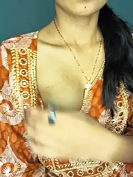 cute simmy0 online show from May 16, 2026, 2:27 pm
