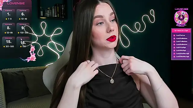 Snapshot of katie_taylorr chatting on November 13, 2025, 1:26 am katie taylorr online show from November 13, 2025, 1:26 am