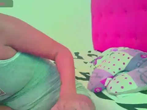 Snapshot of rosa_pretty chatting on January 11, 2025, 5:51 pm rosa pretty online show from January 11, 2025, 5:51 pm