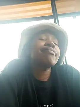 Snapshot of CocoSexyBabe chatting on February 13, 2025, 10:23 am CocoSexyBabe online show from February 13, 2025, 10:23 am