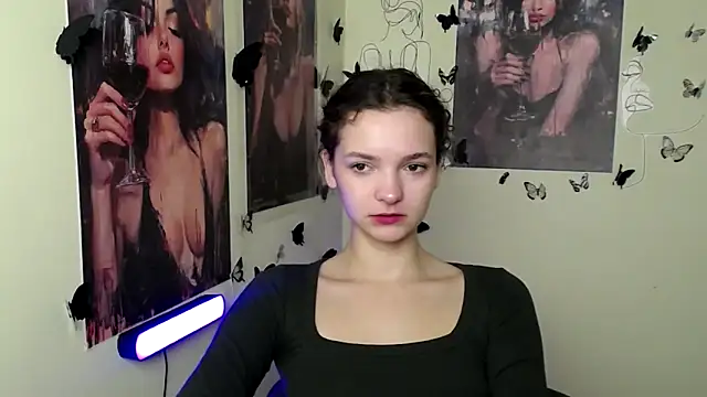 Snapshot of _SusieSu_ chatting on October 19, 2025, 6:47 am SusieSu online show from October 19, 2025, 6:47 am