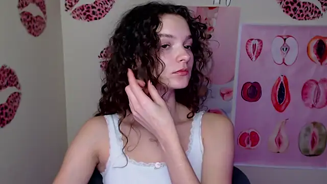 Snapshot of _SusieSu_ chatting on October 19, 2025, 6:52 pm SusieSu online show from October 19, 2025, 6:52 pm