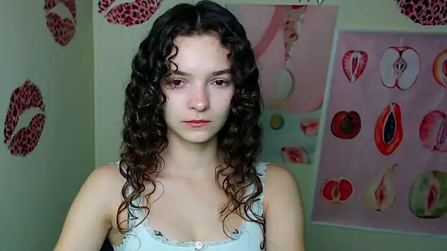 Snapshot of _SusieSu_ chatting on November 29, 2025, 6:16 am SusieSu online show from November 29, 2025, 6:16 am