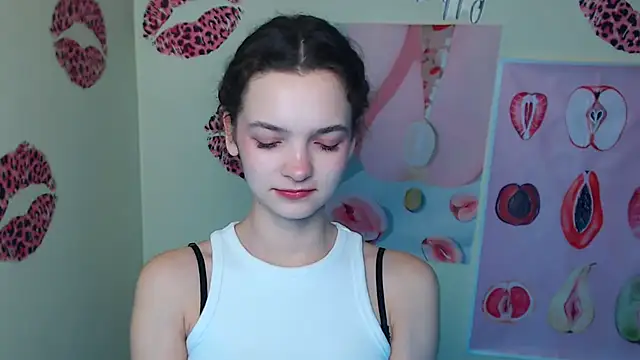 Snapshot of _SusieSu_ chatting on December 1, 2025, 1:05 pm SusieSu online show from December 1, 2025, 1:05 pm