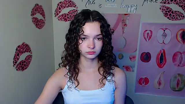 Snapshot of _SusieSu_ chatting on December 4, 2025, 12:58 pm SusieSu online show from December 4, 2025, 12:58 pm