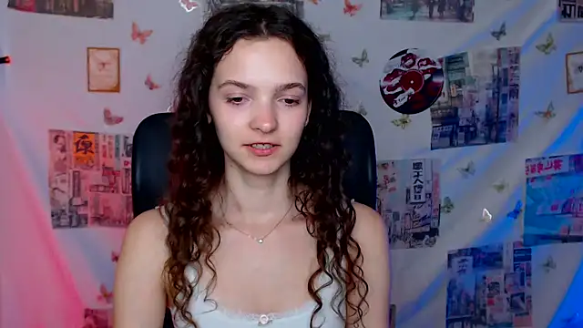  SusieSu  online show from May 20, 2026, 4:57 pm