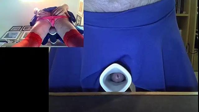 Snapshot of nataliecdlive chatting on December 5, 2024, 11:51 pm nataliecdlive online show from December 5, 2024, 11:51 pm