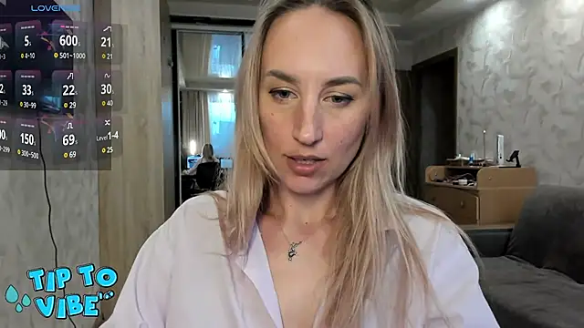 lady Nati online show from March 4, 2025, 1:49 pm