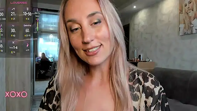 lady Nati online show from September 10, 2025, 12:16 pm