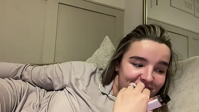 Snapshot of maisiesmithx chatting on November 9, 2025, 9:02 pm maisiesmithx online show from November 9, 2025, 9:02 pm