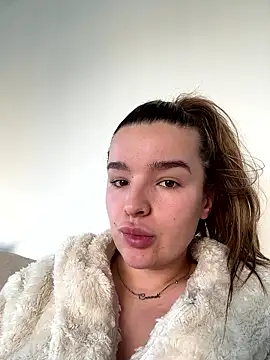 Snapshot of maisiesmithx chatting on January 7, 2026, 12:18 pm maisiesmithx online show from January 7, 2026, 12:18 pm