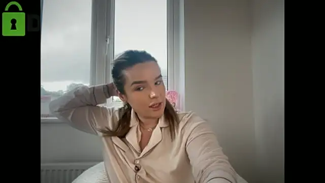 Snapshot of maisiesmithx chatting on February 6, 2026, 2:42 pm maisiesmithx online show from February 6, 2026, 2:42 pm