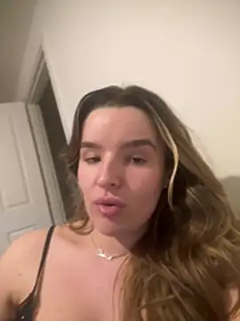 Snapshot of maisiesmithx chatting on February 19, 2026, 12:50 am maisiesmithx online show from February 19, 2026, 12:50 am