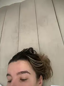 Snapshot of maisiesmithx chatting on February 19, 2026, 2:35 pm maisiesmithx online show from February 19, 2026, 2:35 pm