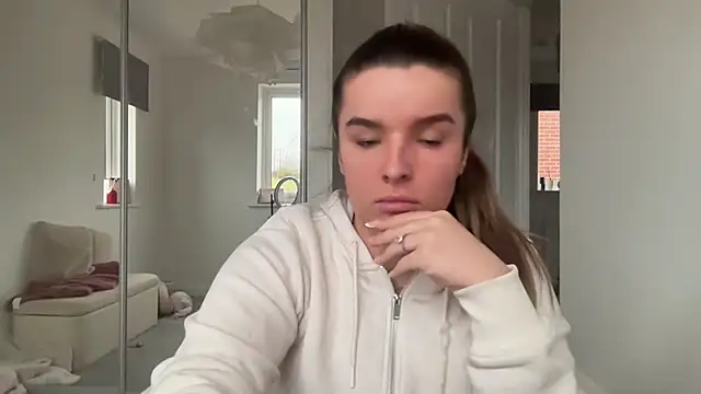 Snapshot of maisiesmithx chatting on February 23, 2026, 5:10 pm maisiesmithx online show from February 23, 2026, 5:10 pm