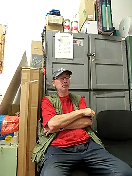 loverboyxxx69 online show from October 1, 2025, 9:15 am