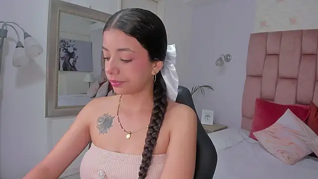 coraltaylor online show from October 13, 2025, 1:00 pm