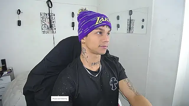 Snapshot of Leonard_Price chatting on February 21, 2026, 1:23 pm Leonard Price online show from February 21, 2026, 1:23 pm