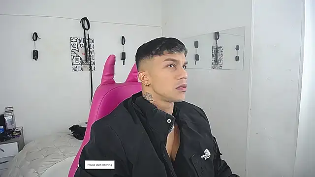 Snapshot of Leonard_Price chatting on February 25, 2026, 12:59 pm Leonard Price online show from February 25, 2026, 12:59 pm