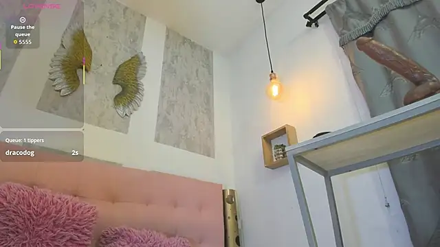 zhamira 21 online show from October 5, 2025, 10:07 pm