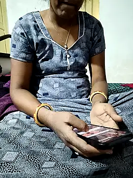 savixxx online show from January 2, 2025, 5:24 am