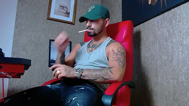 Snapshot of NigelBoydXXX chatting on December 21, 2024, 8:00 pm NigelBoydXXX online show from December 21, 2024, 8:00 pm