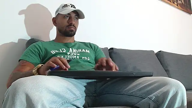 Snapshot of NigelBoydXXX chatting on September 10, 2025, 6:35 am NigelBoydXXX online show from September 10, 2025, 6:35 am